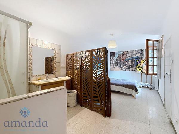 Charmante maison de village, 100m2 habitables, 3 chambres et un bureau