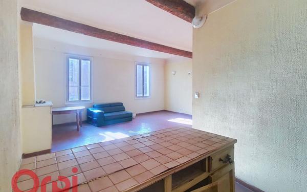 Appartement à vendre    2 pièces • 50 m2 Ollioules