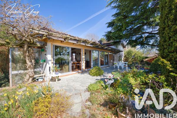 Maison à vendre 5 pièces 160 m² Divonne-les-Bains