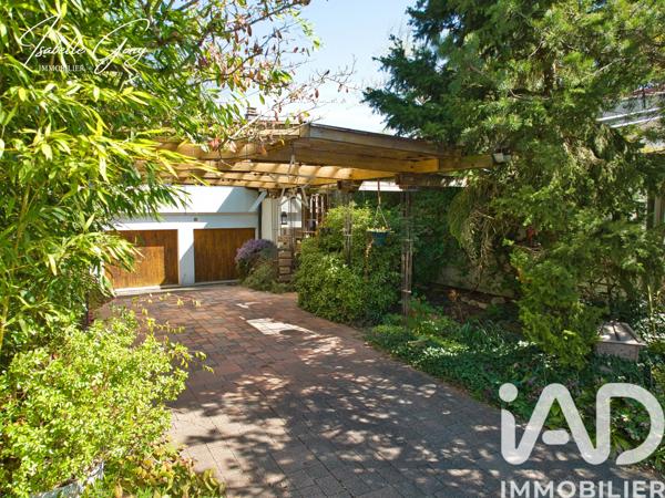 Maison à vendre 5 pièces 160 m² Divonne-les-Bains