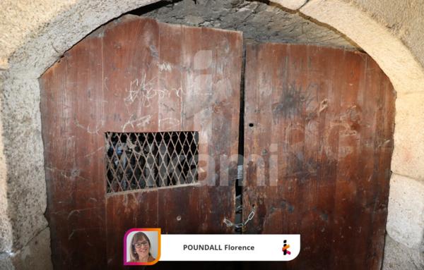 Coeur St Félicien maison avec jardinet terrasse caves et garage