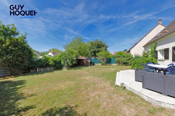 Maison 7 pièces avec une suite parentale de plain-pied