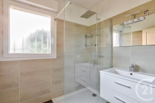 Appartement à vendre  3 pièces - 61,38 m2 MOUGINS - 06