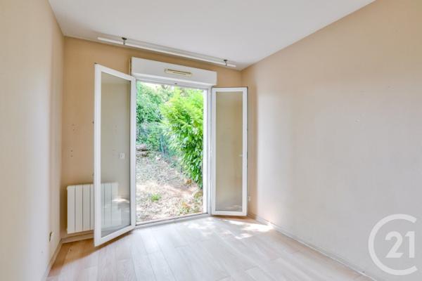 Appartement à vendre  3 pièces - 61,38 m2 MOUGINS - 06