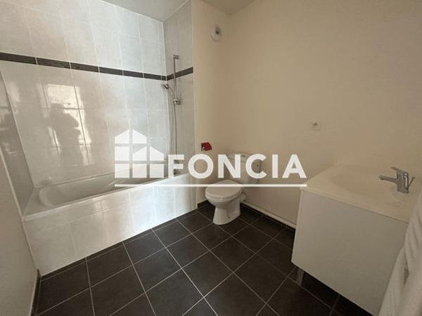 Location Appartement 3 pièces 56.82 m² - 69 AVENUE GEORGES CLEMENCEAU Caen 14000