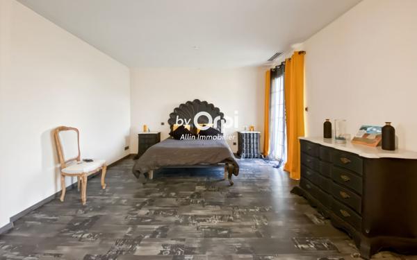 Maison à vendre    6 pièces • 166 m2 Saint-Victor