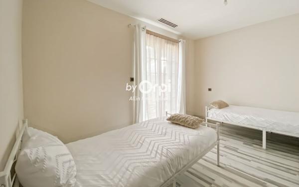 Maison à vendre    6 pièces • 166 m2 Saint-Victor