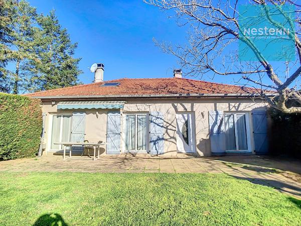 Maison familiale à SAINTE AGATHE LA BOUTERESSE - 163 m² habitables environ - 5 chambres -