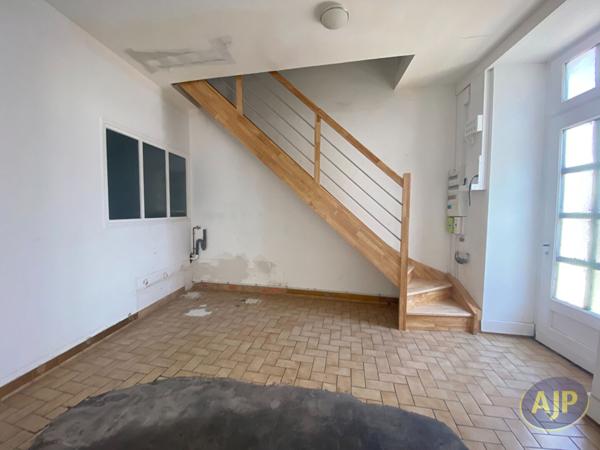 Le Loroux Bottereau : 650 € - AJP Immobilier Le Loroux-Bottereau