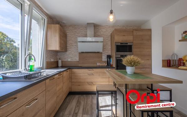 Maison à vendre    4 pièces •  Éloyes