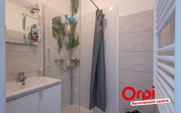 Maison à vendre    4 pièces •  Éloyes