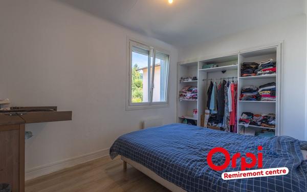 Maison à vendre    4 pièces •  Éloyes