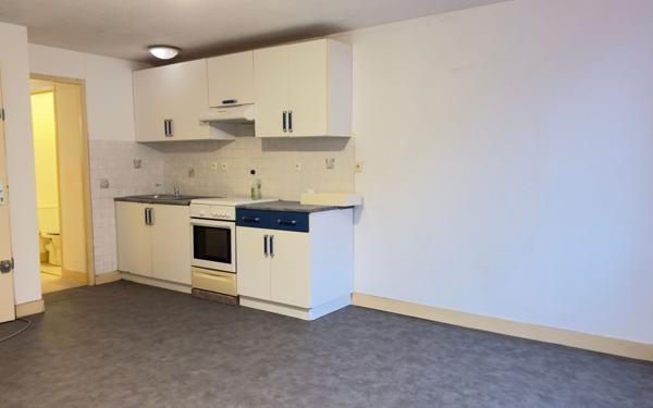 Appartement à louer    2 pièces • 43 m2 Saint-Junien
