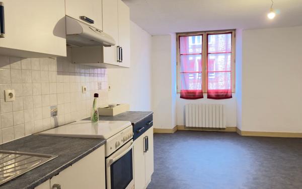 Appartement à louer    2 pièces • 43 m2 Saint-Junien