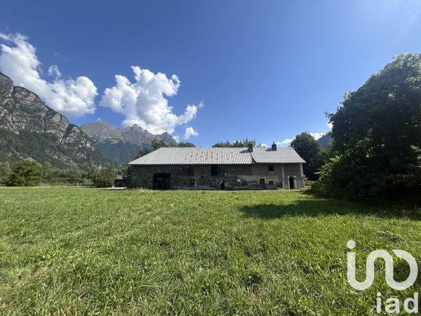 Maison à vendre 9 pièces 300 m² Le Bourg-d'Oisans
