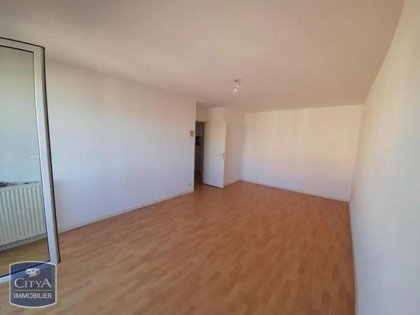 Appartement à louer 2 pièces 47.29m² Pau (64000)