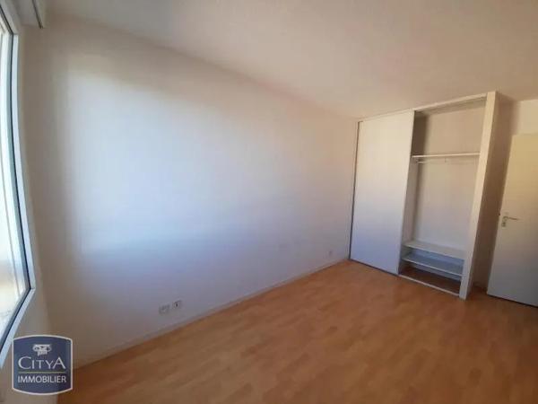 Appartement à louer 2 pièces 47.29m² Pau (64000)