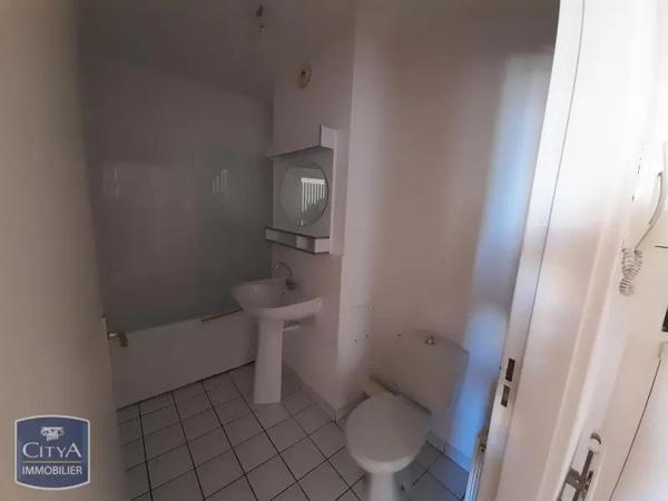 Appartement à louer 2 pièces 47.29m² Pau (64000)