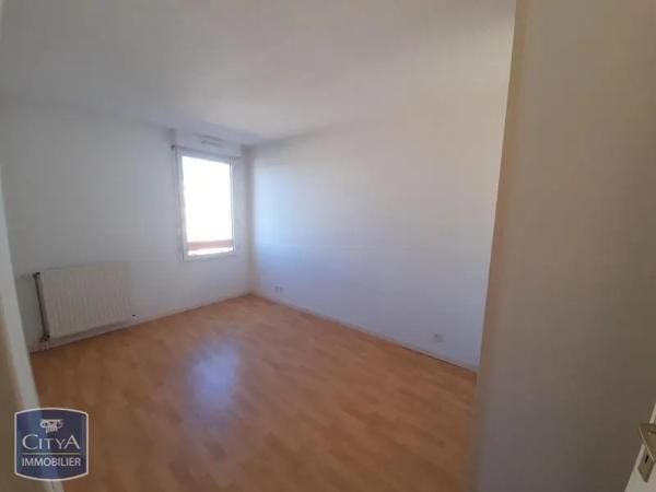 Appartement à louer 2 pièces 47.29m² Pau (64000)