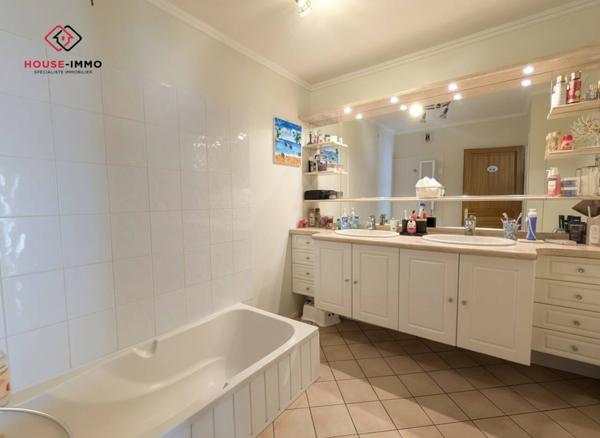 Appartement à vendre 5 pièces de 106 m²