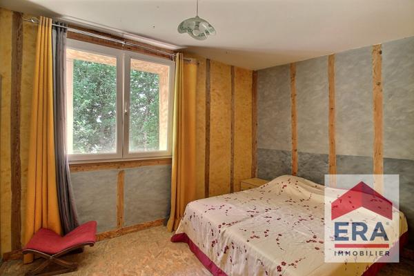 Maison Piolenc 7 pièce(s) 138 m2 - 985m² de terrain et studio de 42m2 loué