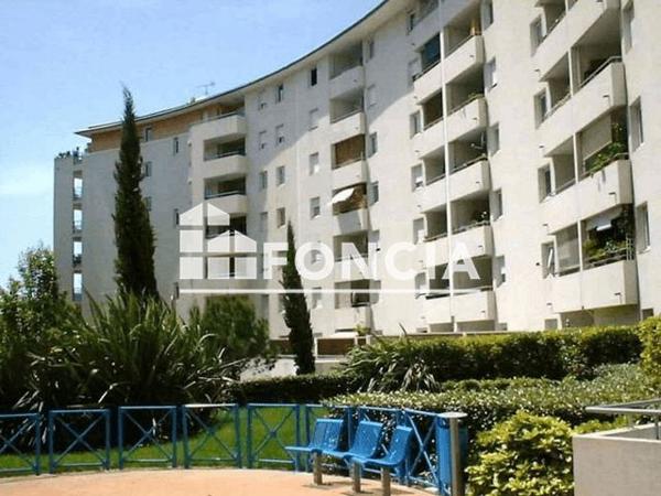 Location Studio 32.4 m² - 2 BOULEVARD FERDINAND DE LESSEPS Aix En Provence 13100