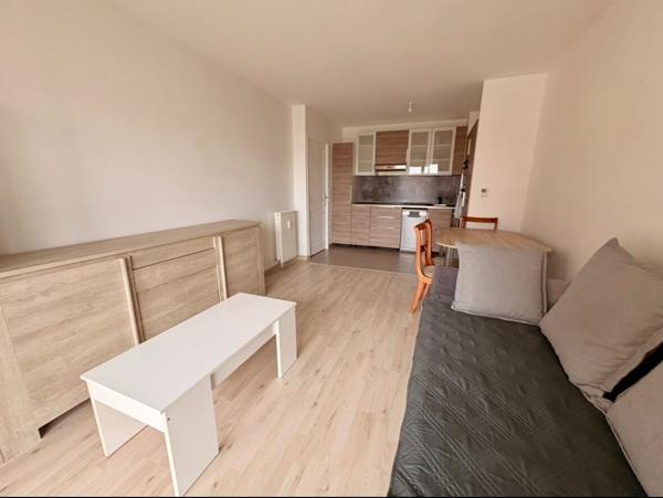 T2 meublé 39M² + PARKING VAUREAL