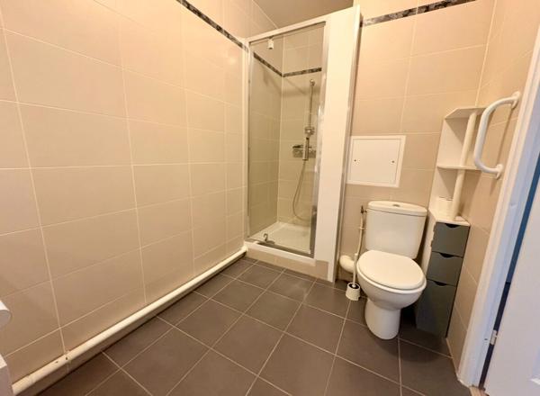 T2 meublé 39M² + PARKING VAUREAL
