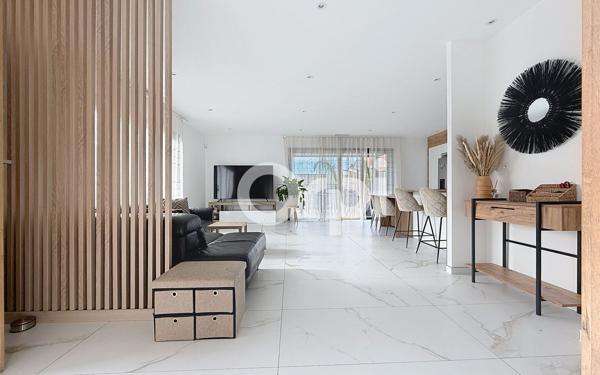 Maison à vendre    6 pièces •  Pollestres