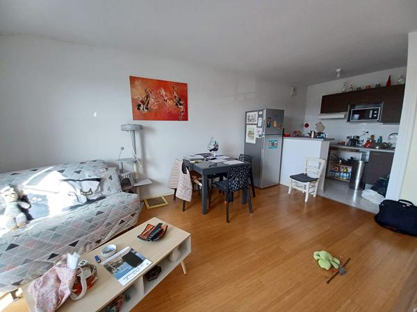 Vous êtes investisseur : Appartement dans une résidence récente du centre ville !