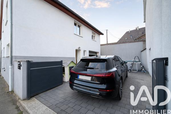 Maison à vendre 5 pièces 115 m² Sainte-Croix-en-Plaine