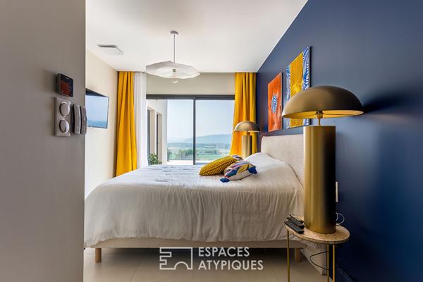 Villa contemporaine avec piscine et vue dégagée – Colline prisée d’Étoile-sur-Rhône