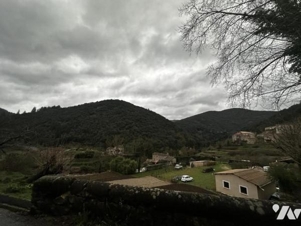 Maison sur les hauteurs au hameau Le Mazel avec terrain de 7300 m²