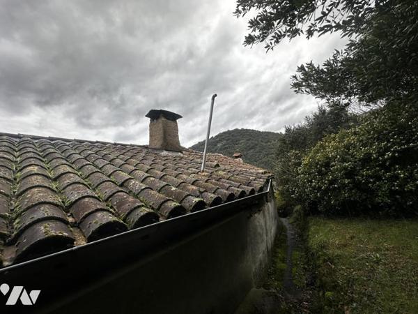 Maison sur les hauteurs au hameau Le Mazel avec terrain de 7300 m²