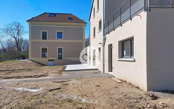 Appartement à vendre    2 pièces • 62 m2 Mornant