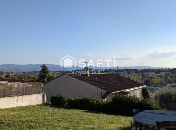 Maison sur terrain de 800m² avec sous-sol complet