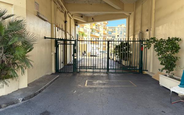 Appartement à vendre    1 pièce • 17,82 m2 Nice