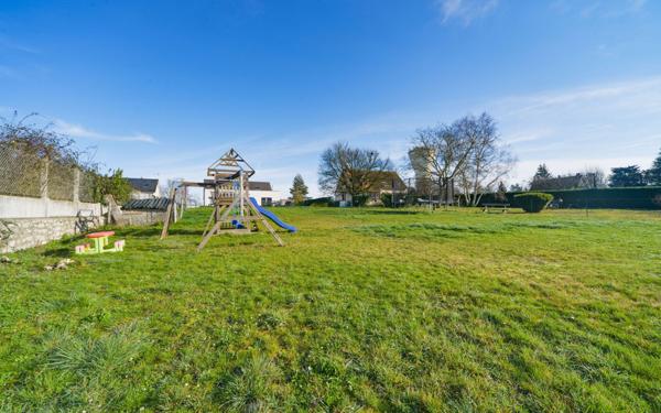 Maison à vendre    5 pièces •  Châtillon-sur-Cher