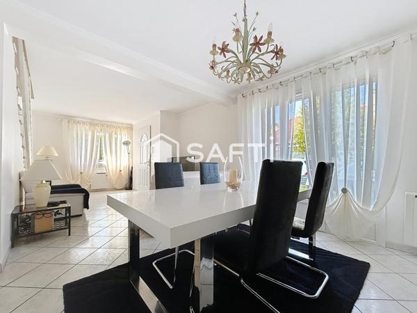 Maison non mitoyenne, quartier du Maroc