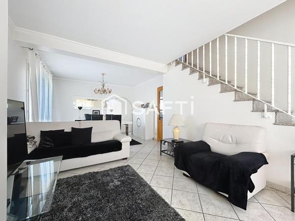 Maison non mitoyenne, quartier du Maroc