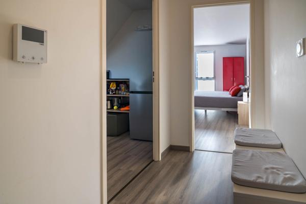 Amiens (80090) Appartement T2 récent avec place de parking - Rue Saint Fuscien à AMIENS