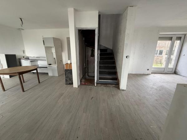 Maison à LE CROISTY, 56540 - 8 pièces 185m²