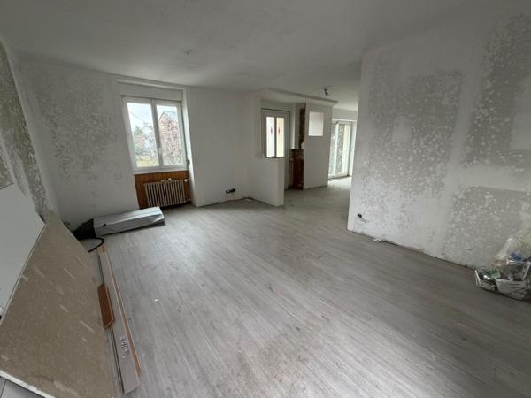 Maison à LE CROISTY, 56540 - 8 pièces 185m²