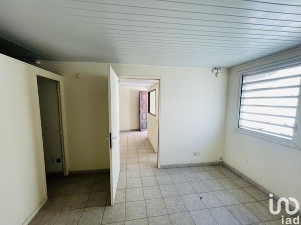 Immeuble de 327 m² à Fort-de-France (97200)