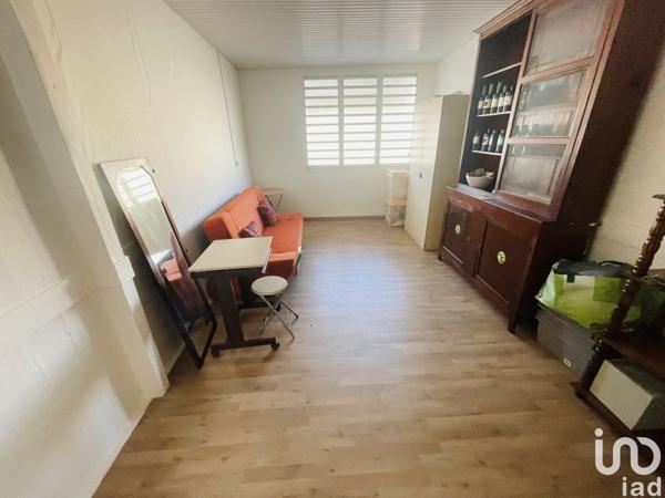 Immeuble de 327 m² à Fort-de-France (97200)