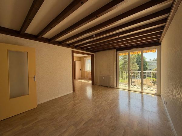 Appartement Lons Le Saunier 3 pièce(s) 83 m2/2 chambres