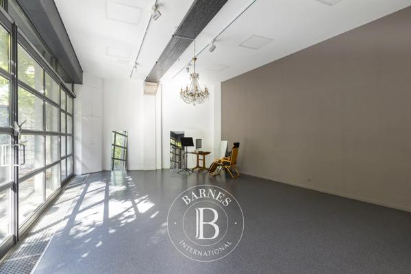 Les Lilas, Maison 4 Chambres -  238 m² à vendre