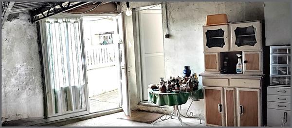 Immeuble à SAINTES, 17100 - 56m²