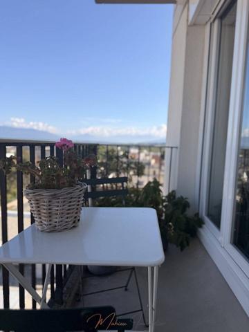 Appartement 4 pièces 76m² à vendre à Ferney-Voltaire 01210