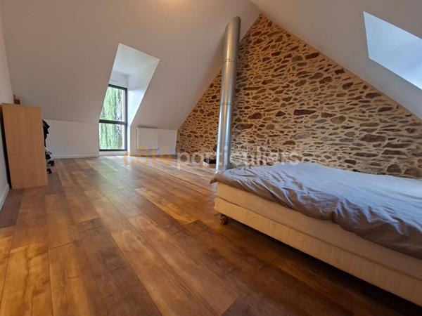 Vente
                Maison146,6 m² - 5 Pièces -
                    SAINT MALO (35400)